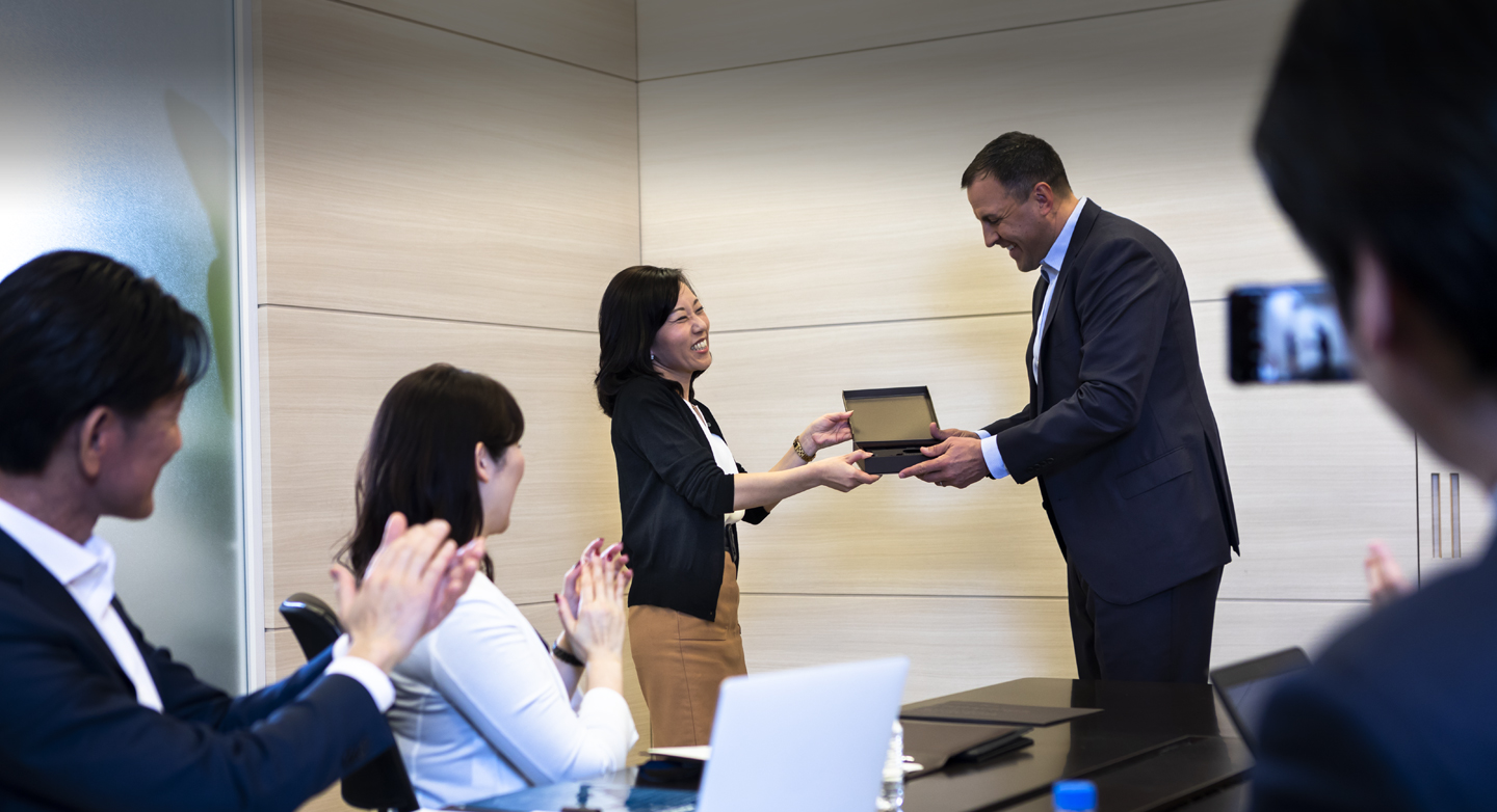 コーポレートのチームメンバー